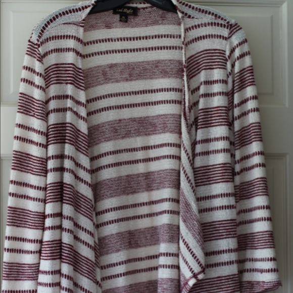 Sweater Weather! Cal Style Burgundy/cream Cardigan - Picture 5 of 7